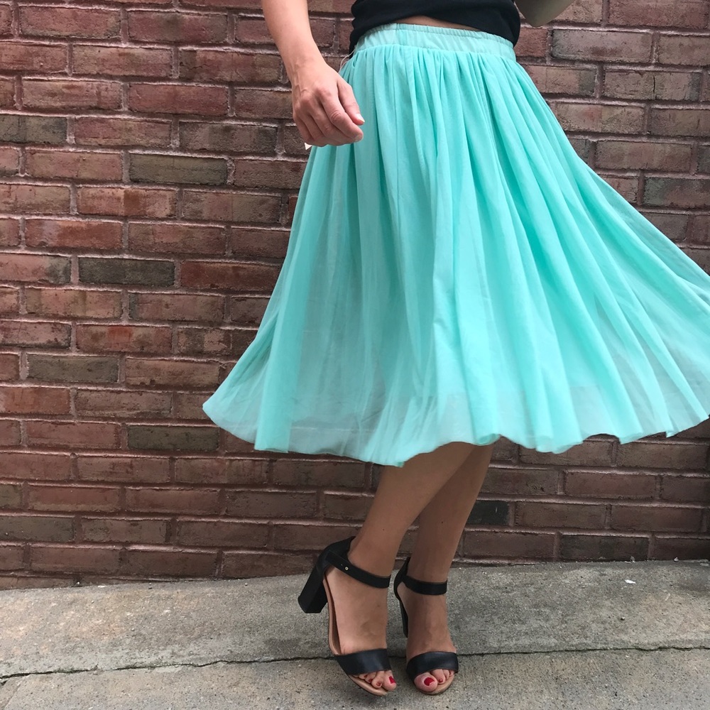 TUL PAYASITA Soft Tulle Midi skirt. One Size. New!
