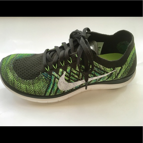 Looking for Nike Free Fly Knit 4 athletic shoes running new - Picture 1 of 8