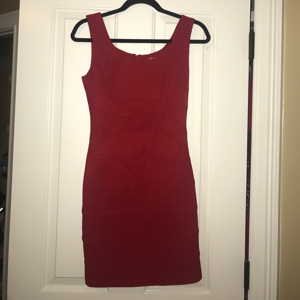 Red bodycon dress