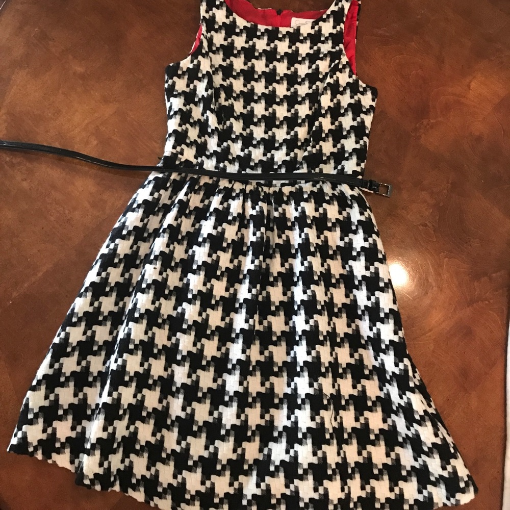 Jessica Simpson dress with patent leather belt