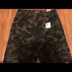 Camo cargo shorts