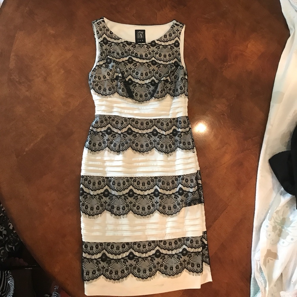 Jax sleeveless lined dress