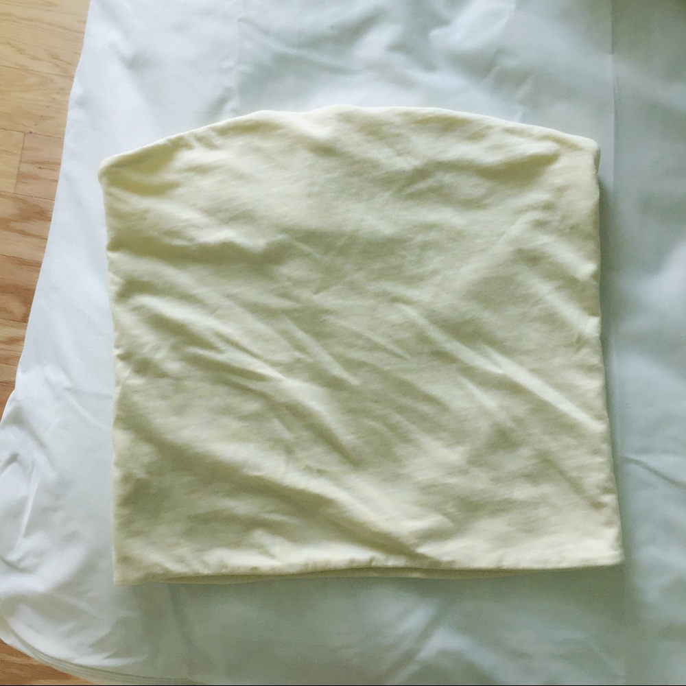 ✨sold✨Yellow Jenny tube top