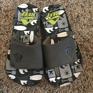 Reef slides size 11/12