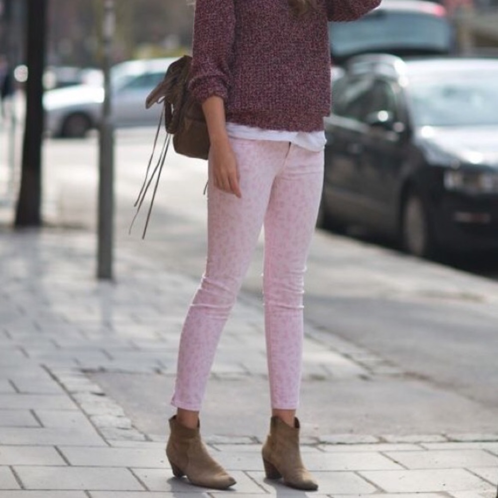 Current Elliott pink leopard  jeans size 31