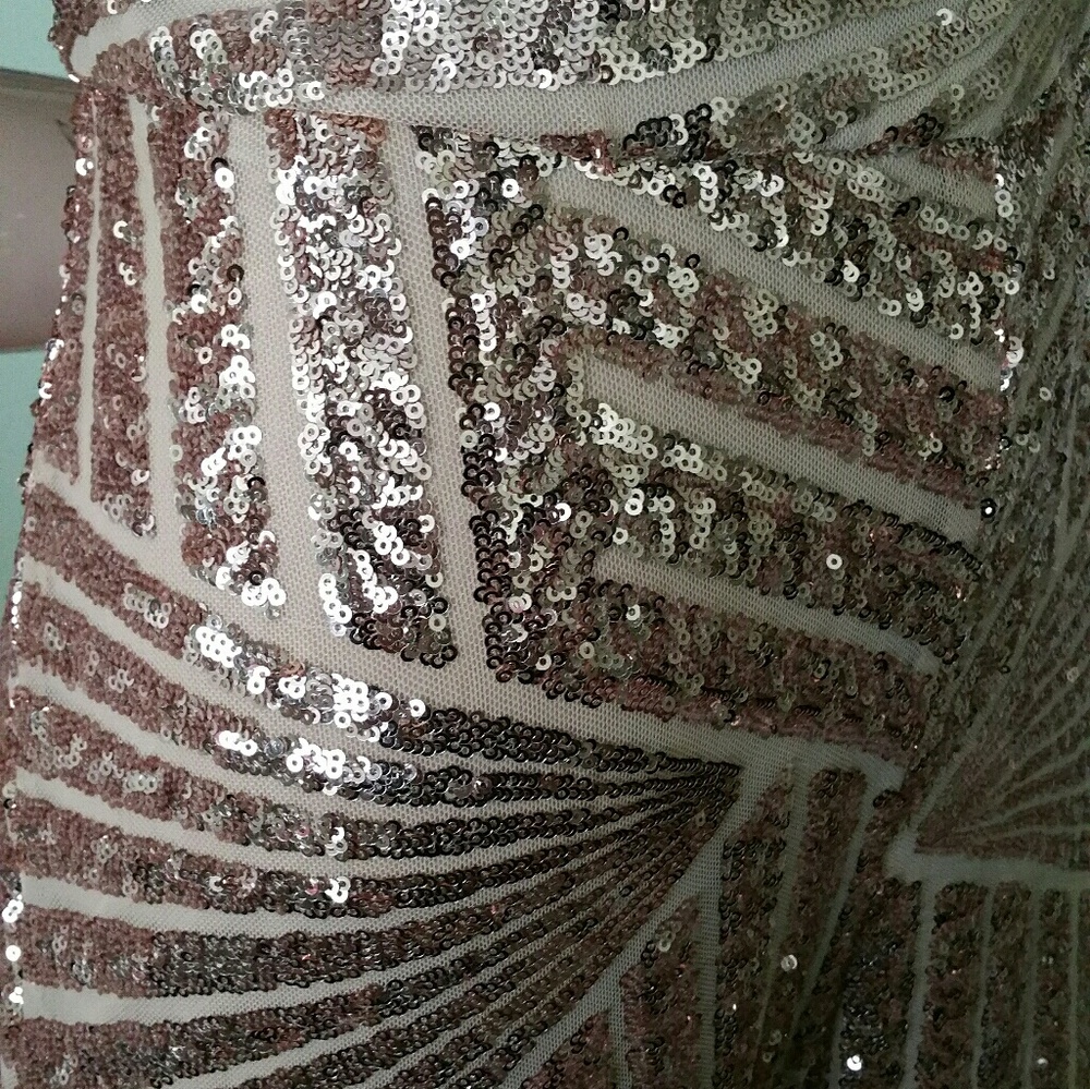 Sequined Jumpsuit - Picture 4 of 5