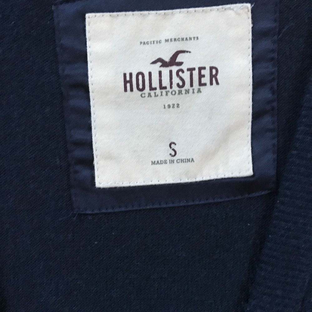 Hollister navy cardigan, size small - Picture 2 of 4