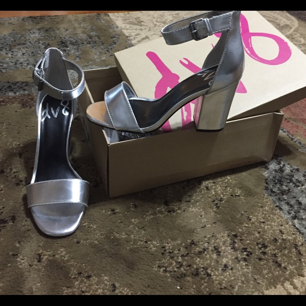 Silver Specchio Stella By DV Dolce  Vita