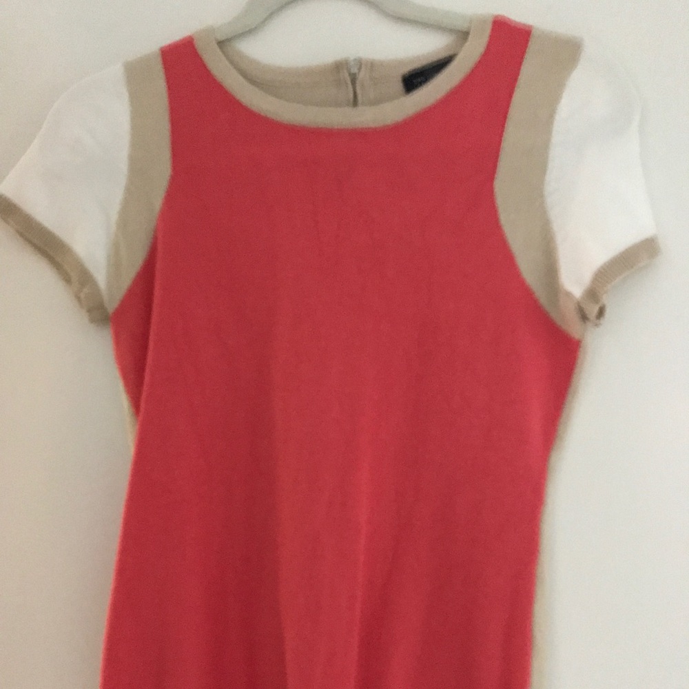 Beautiful limited short sleeve sweater