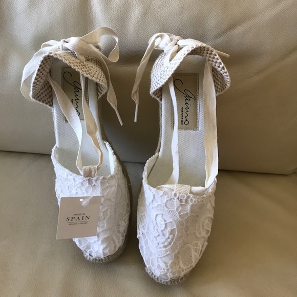 Shoes - Gaimo Espadrilles Wedges White  size 39 euro.