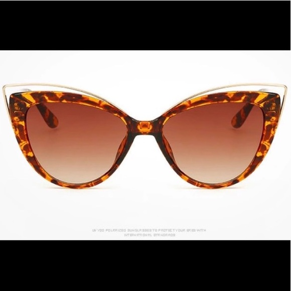 NEW Vintage Style Cat Eye Sunglasses - Picture 2 of 6