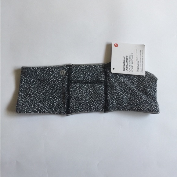 New!!!  Run With Me Ear Warmer II - Picture 4 of 4