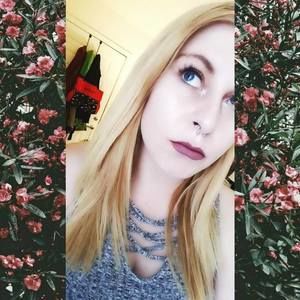 Meet your Posher, Simone