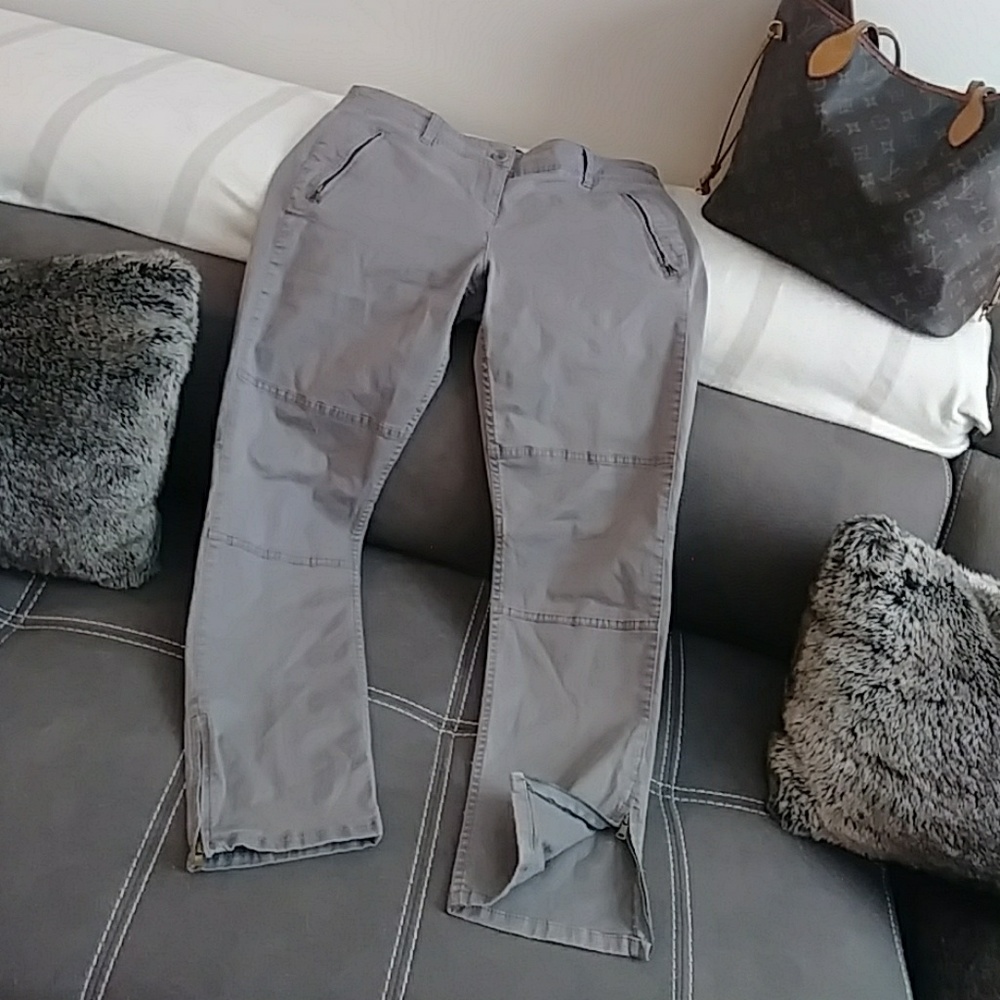 Talbots Petites Gray/Khaki zippered Capri Pants