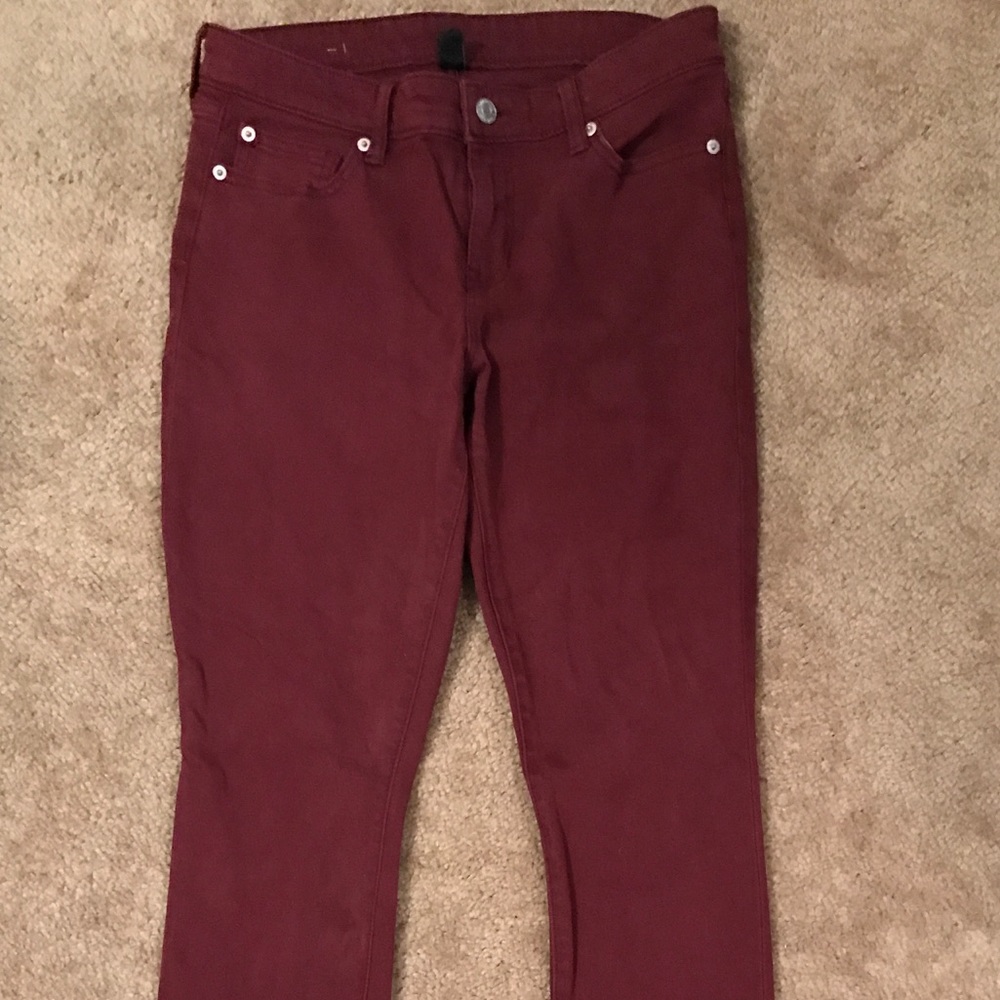 Brand new GAP burgundy legging jeans