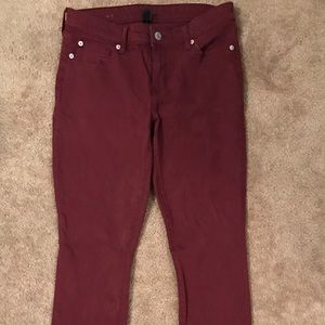 Brand new GAP burgundy legging jeans