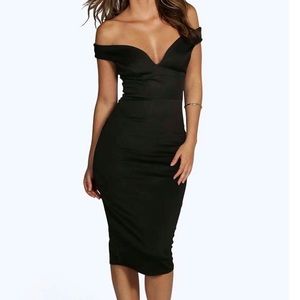 NWT Sweetheart Off Shoulder Bodycon Dress