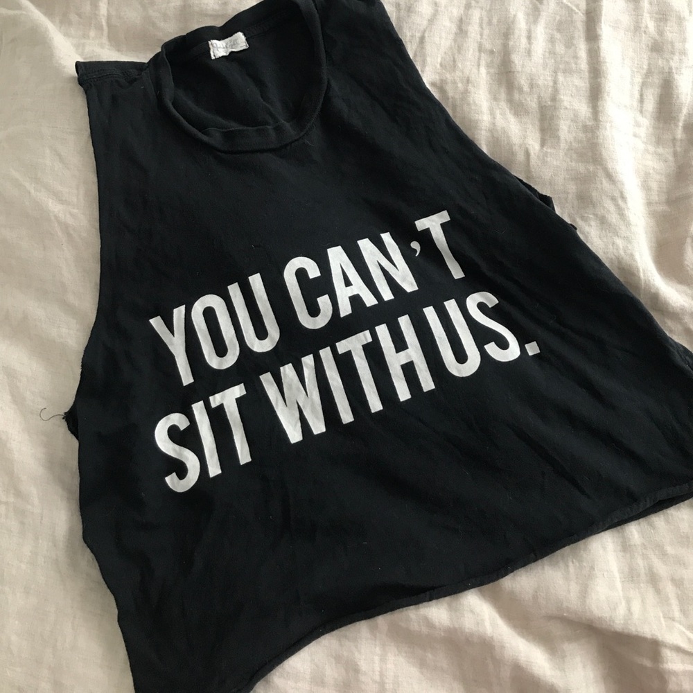 BRANDY MELVILLE - cropped muscle tee