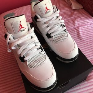 Air Jordan 4 (retro)