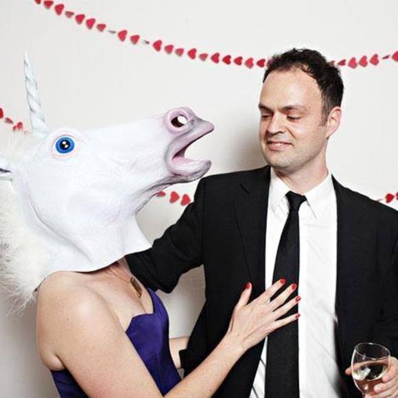 Meet your Posher, Laura - Picture 2 of 2