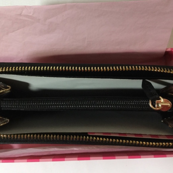 New!!! Victoria's Secret Leopard Animal Wallet - Picture 2 of 2