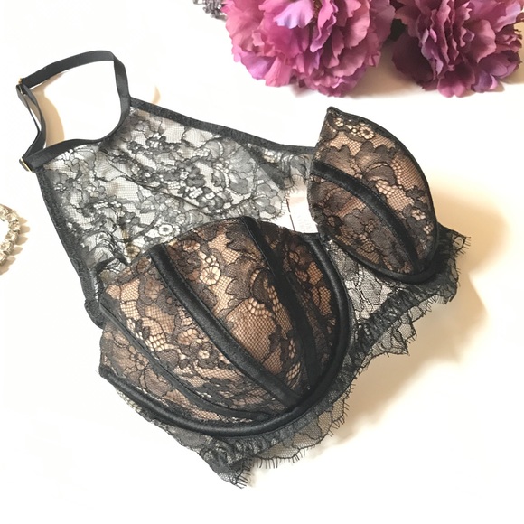 Victoria's Secret Very Sexy Unlined Balconet Bra - Picture 4 of 8