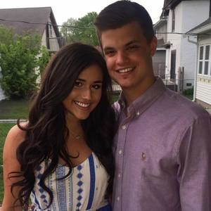 Meet your Posher, Amari