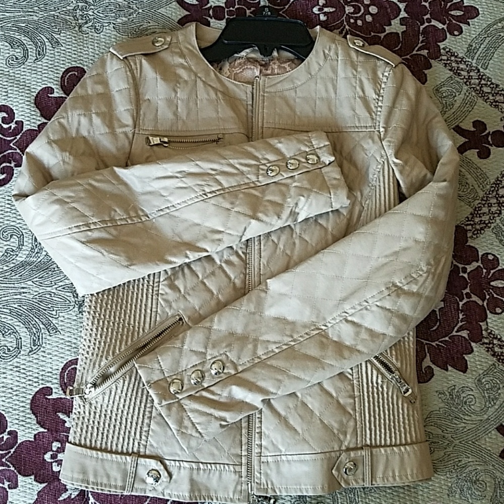 Jacket - Picture 6 of 7