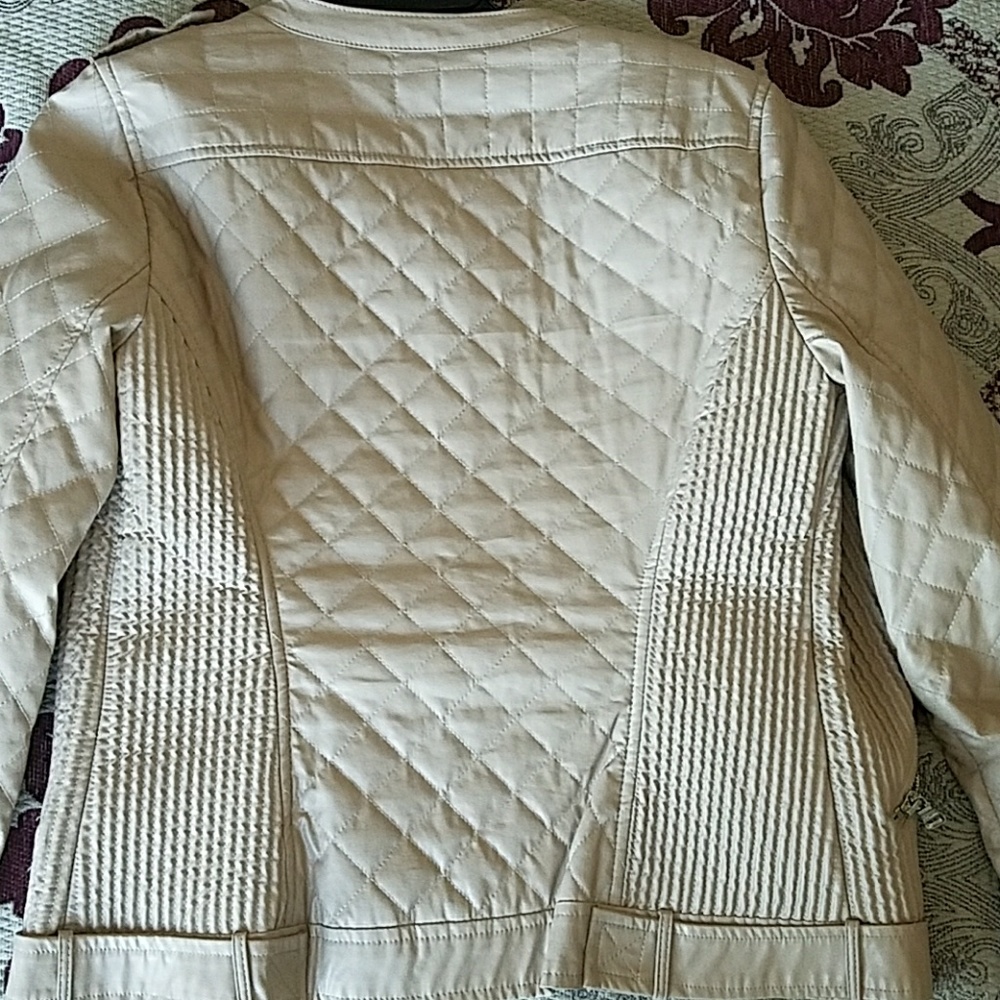 Jacket - Picture 7 of 7