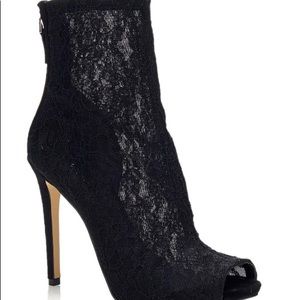 Guess Arya bootie Sz9