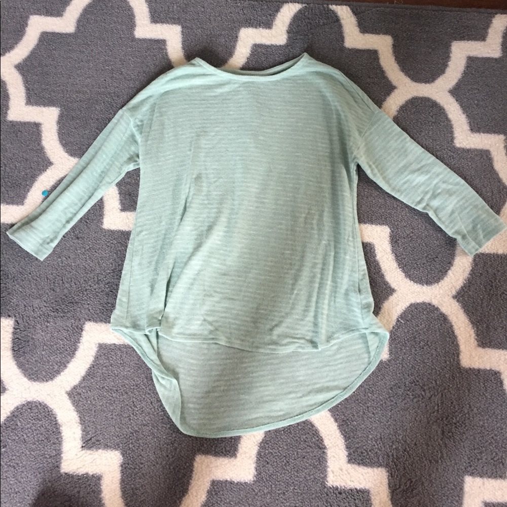 Girls Old Navy 3/4 sleeve shirt