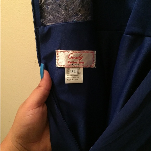 Evening dress. - Picture 3 of 3