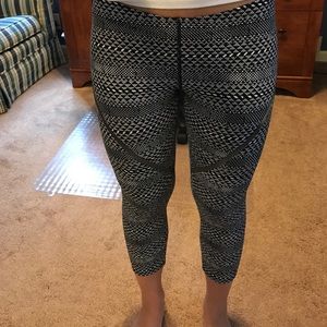 Patterned Nike Dri-Fit Capris