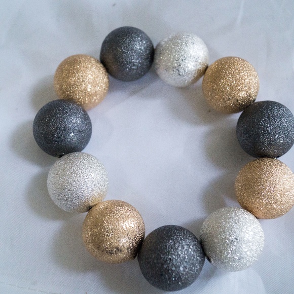 Hand Crafted Collection - Picture 4 of 5