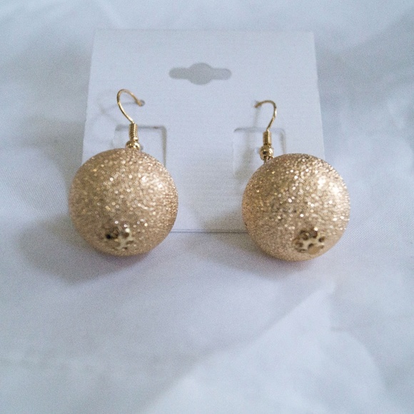 Hand Crafted Collection - Picture 5 of 5