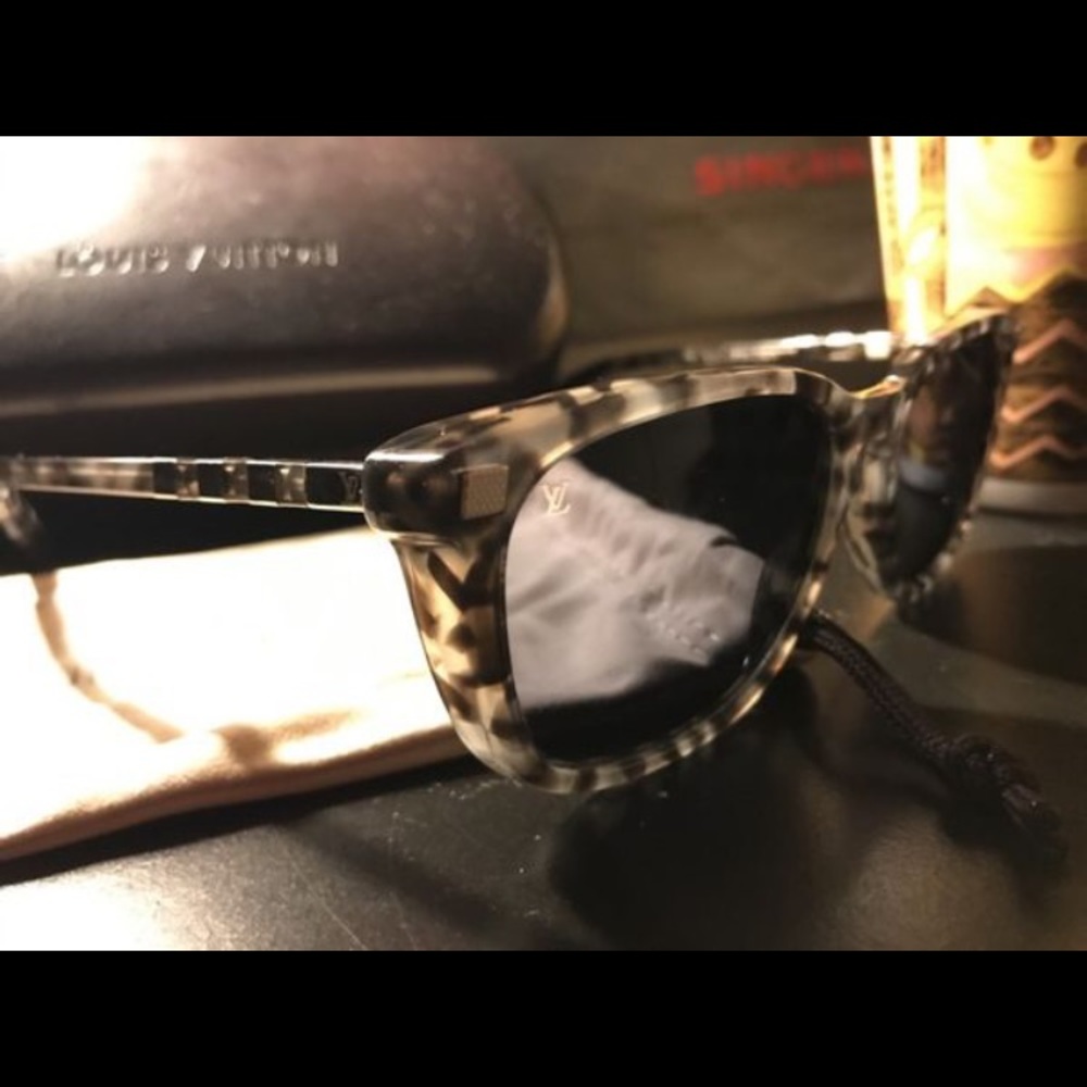 Louis Vuitton unisex sunglasses