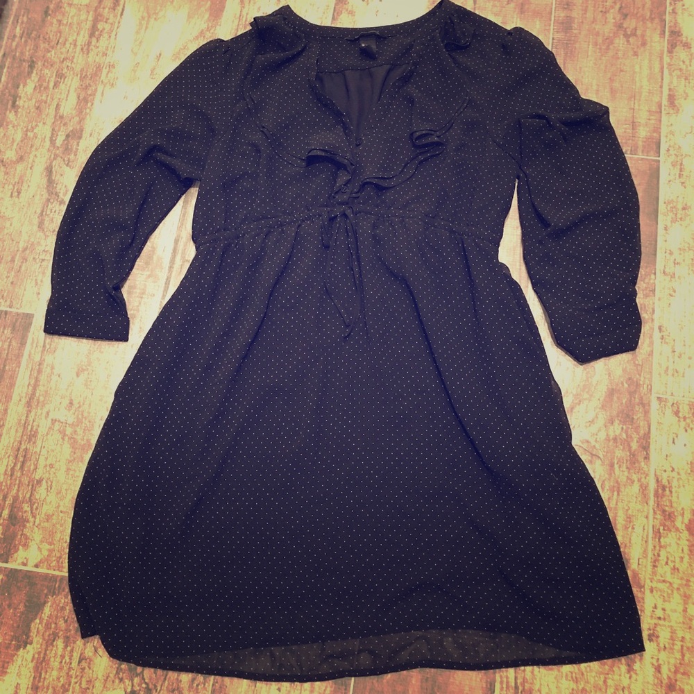 H&M Maternity top. Size M.