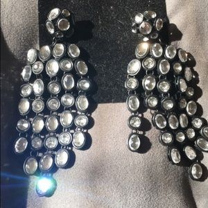 Chandelier earrings