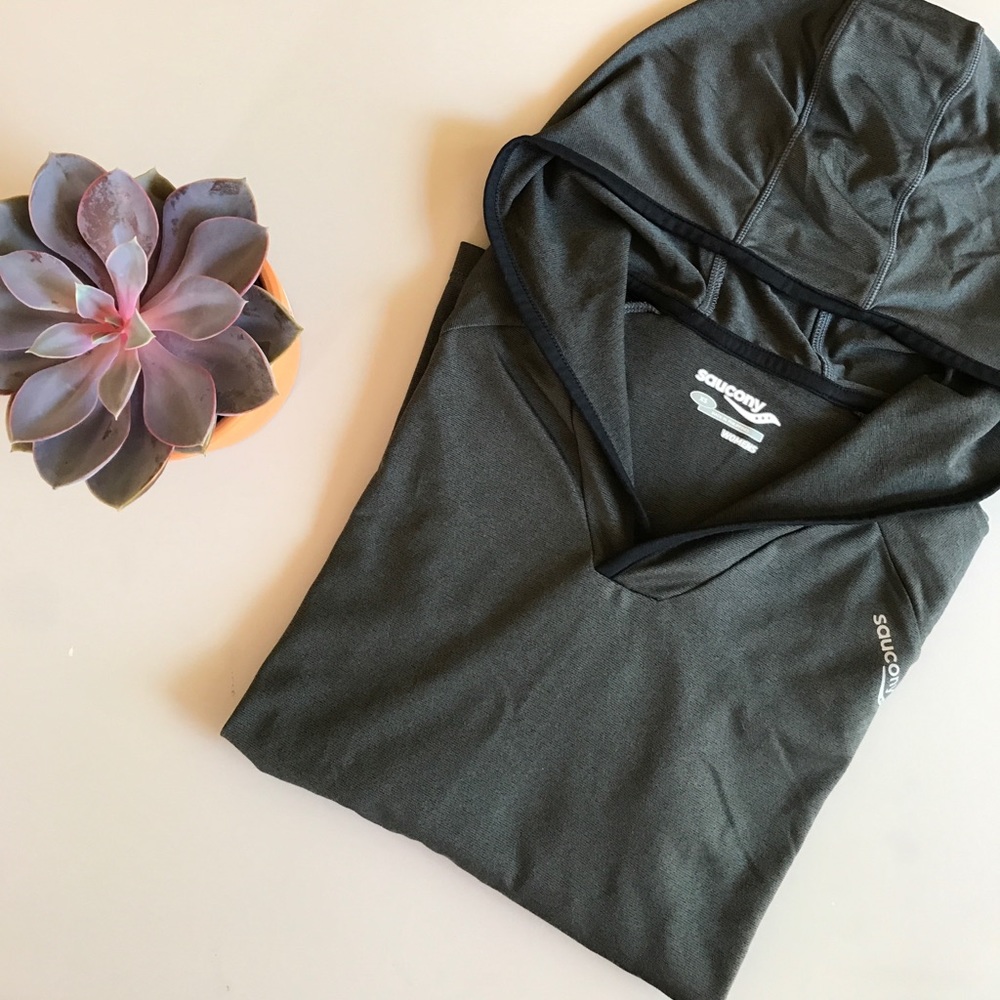 Saucony Running Top