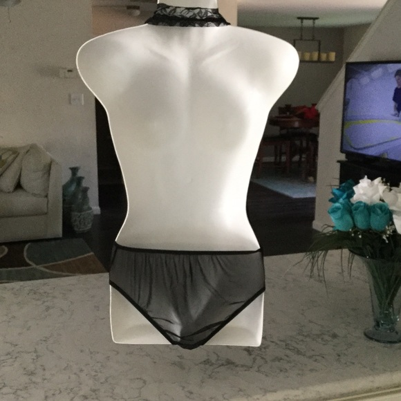 ๐Gorgeous !  HOST PICK DEC 26. Best in Boutiques - Picture 4 of 4