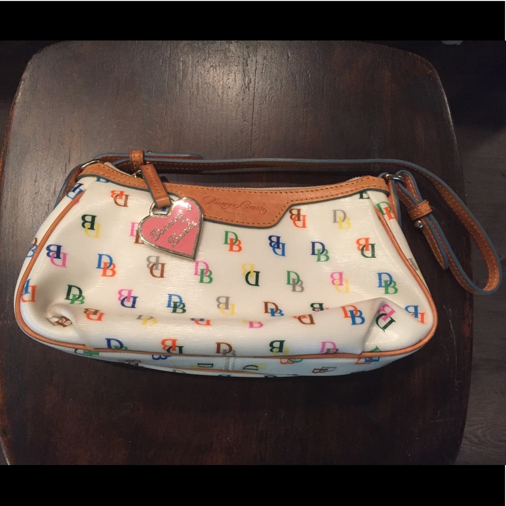 Beautiful Dooney and Bourke small purse.