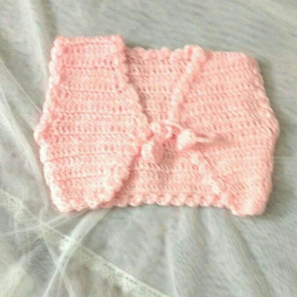 Handmade crochet baby sleeveless cardigan/vest