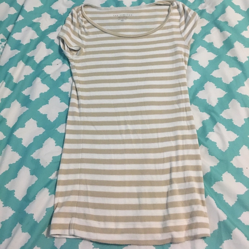 Tan/white longer shirt