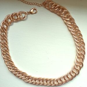 H&M rose gold chain necklace