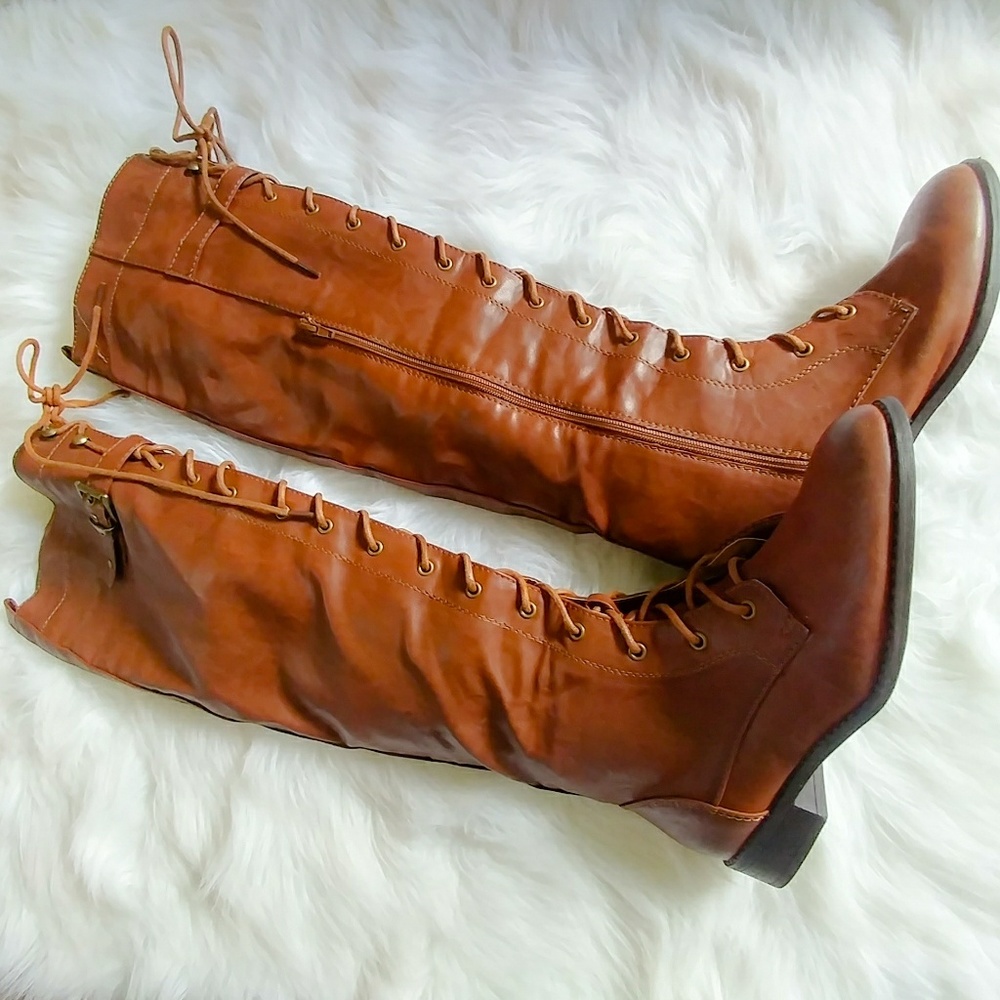 Brown Lace up Boots