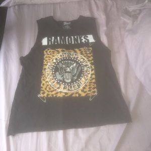 RAMONES MUSCLE TANK *SMALL*