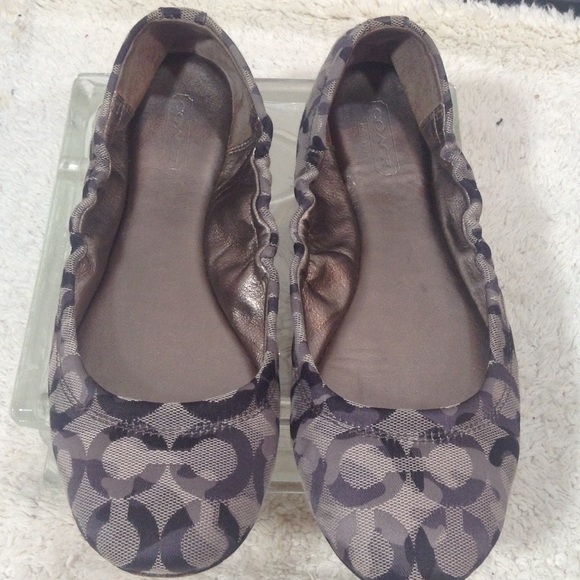 Coach Shoes - Coach black sig fabric ballet flats