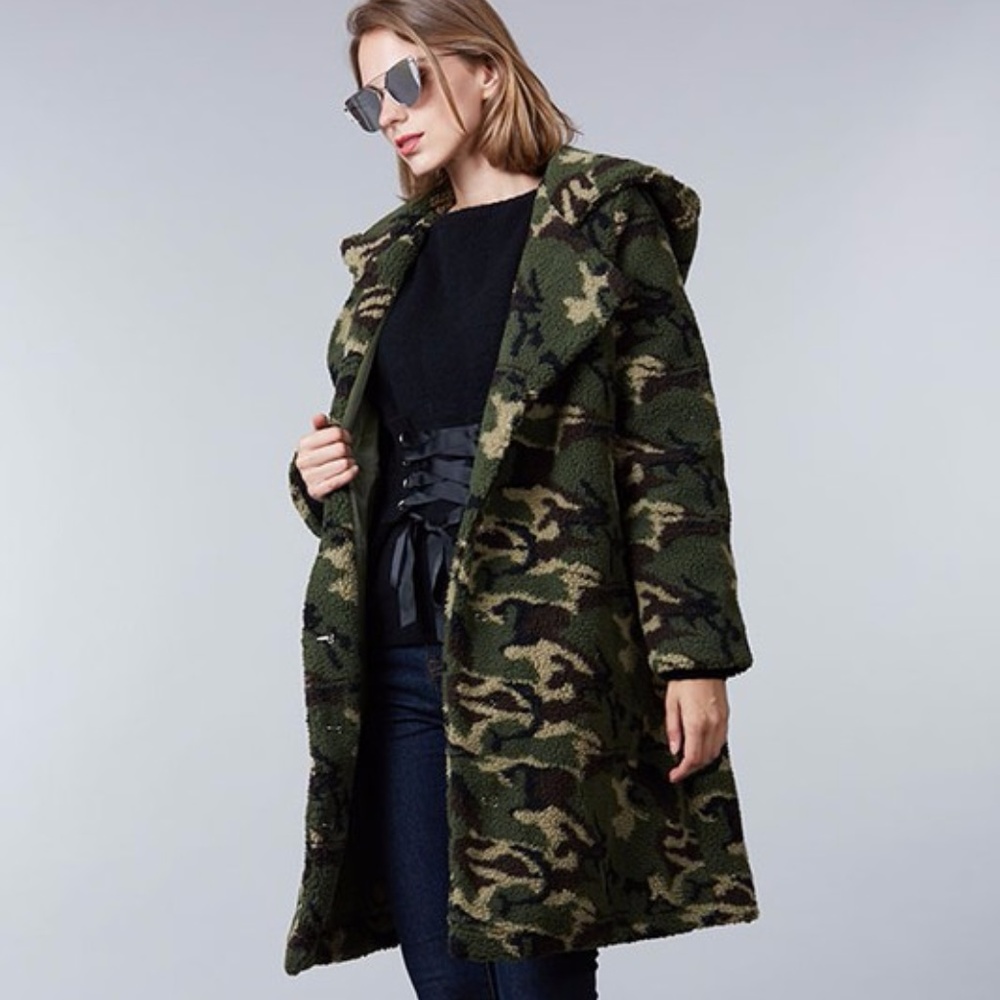 Faux Fur Fleece Camouflage Jacket - Picture 1 of 4