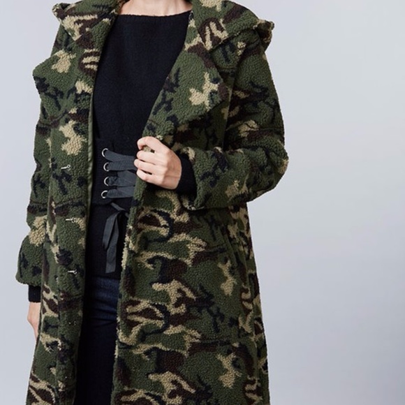 Faux Fur Fleece Camouflage Jacket - Picture 2 of 4