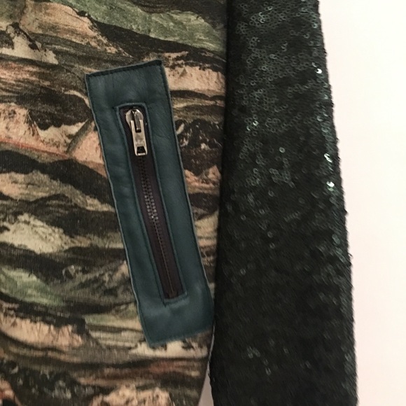 Green Leather trim sequin bomber jacket. NWOT - Picture 5 of 8